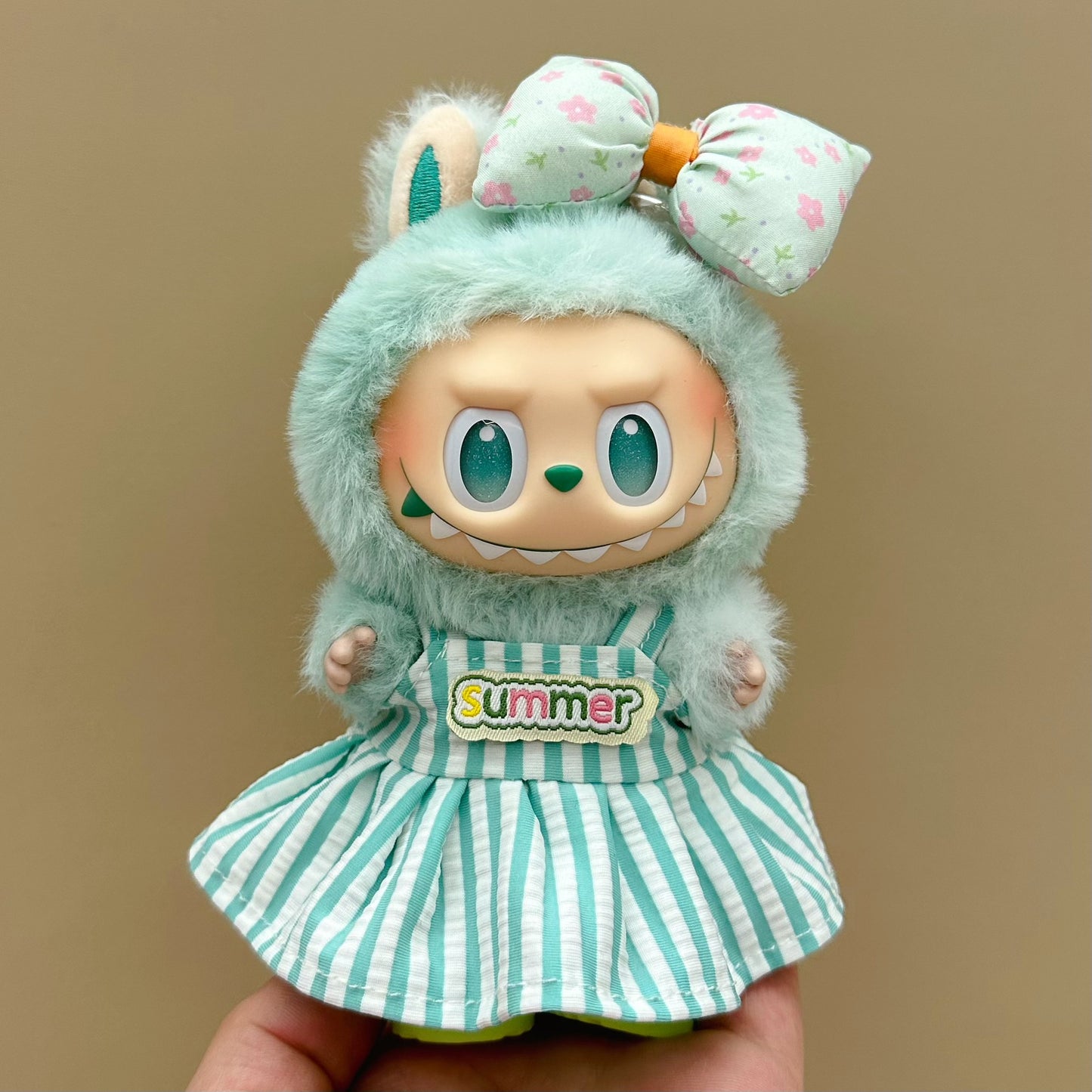 Labubu baby clothes 17cm rabub clothes blind box doll skirt set cute dress-up toys cross-border wholesale