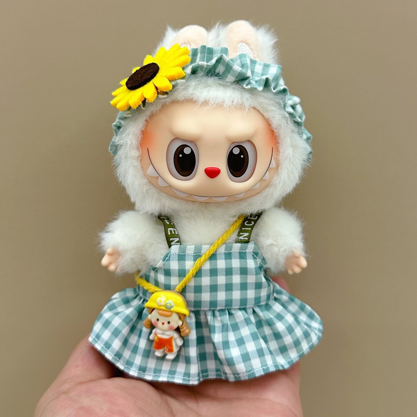 Labubu baby clothes 17cm rabub clothes blind box doll skirt set cute dress-up toys cross-border wholesale